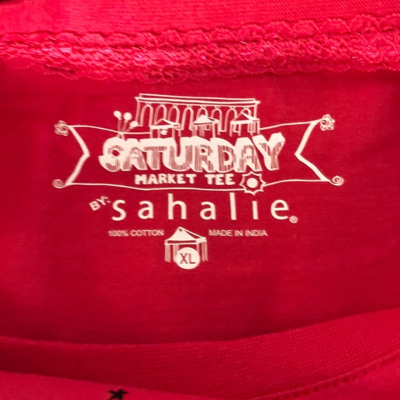 Saturday Market T-shirt, size XL - Picture 3 of 3